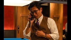 アングリースクワッド　公務員と７人の詐欺師