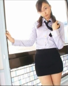 #9 吉木りさ｢KISS KISS!!｣