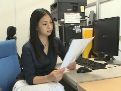 #8 佐山彩香｢19 -JU-KU-｣