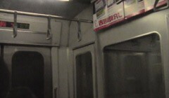 #2 電車内の男性