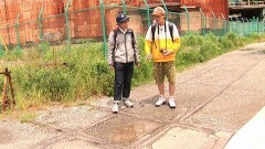 廃線跡を行く 