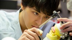 笑顔の向こうに