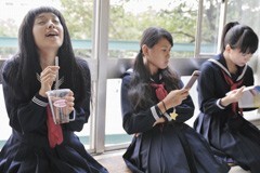 ﾄﾗｳﾏ その3｢机の下に…｣ﾄﾗｳﾏ その4｢ﾀﾋﾟｵｶ状態｣
