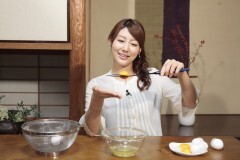 #1 技1 卵の黄身と白身をアッという間に分ける技！